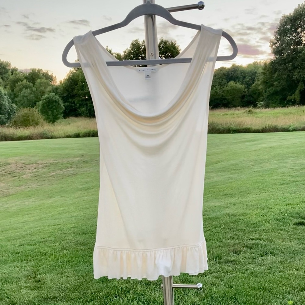 Banana Republic: Cream drape neck tank top.  Size XS.